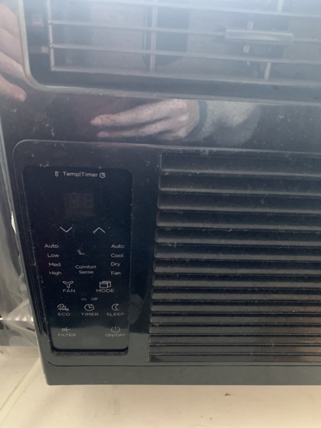 Midea Air Conditioner - photo 2