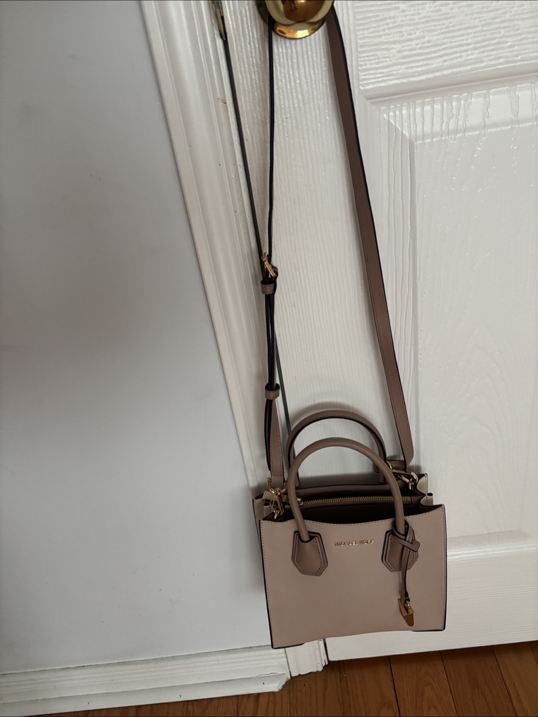 Michael Kors Purse - photo 2