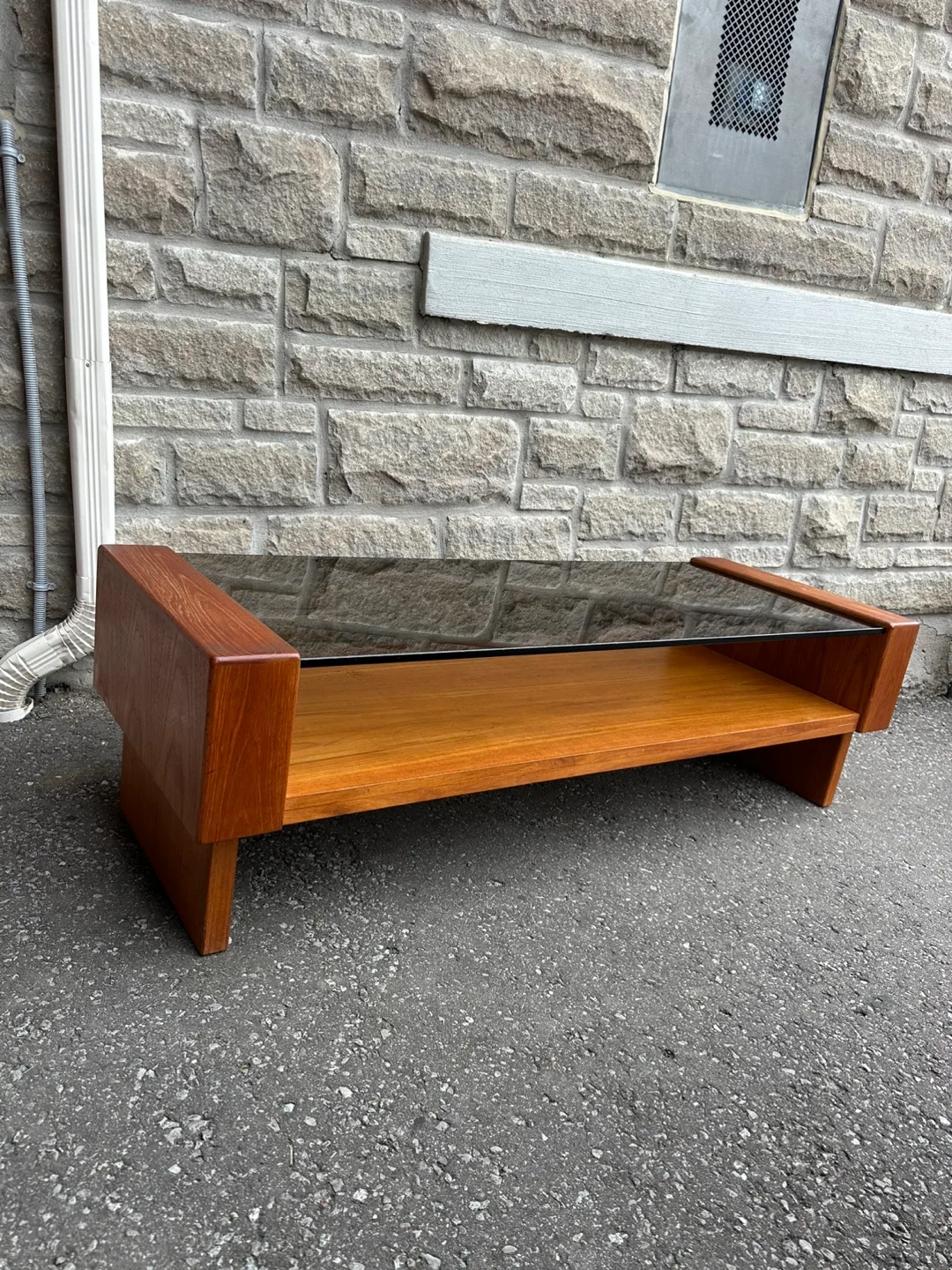 Mid-Century Modern Coffee Table thumbnail