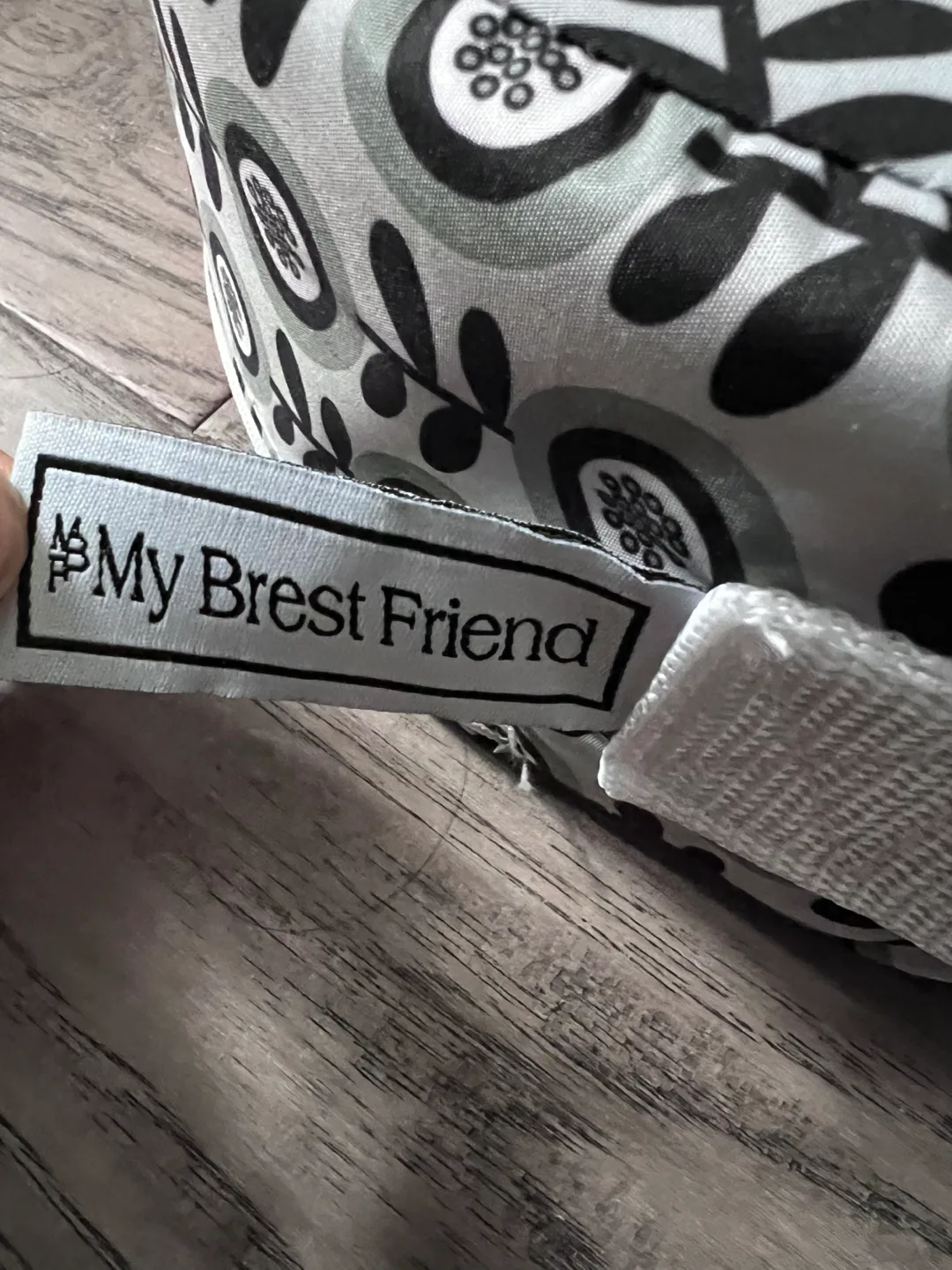 My Brest Friend Nursing Pillow image indicator(6)