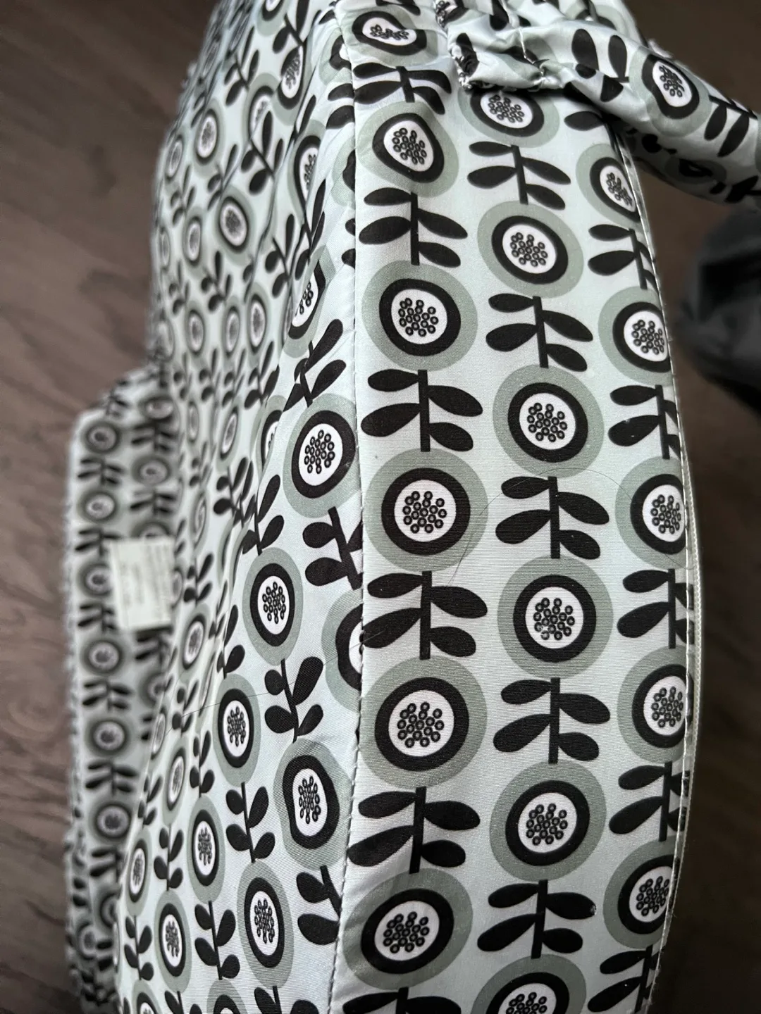 My Brest Friend Nursing Pillow image indicator(7)