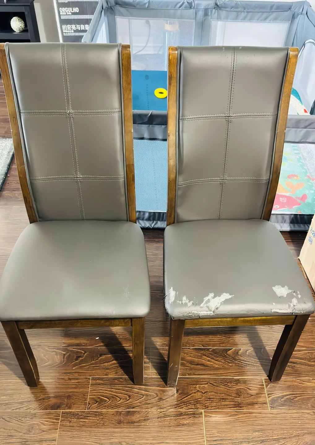 Free dinning chairs thumbnail