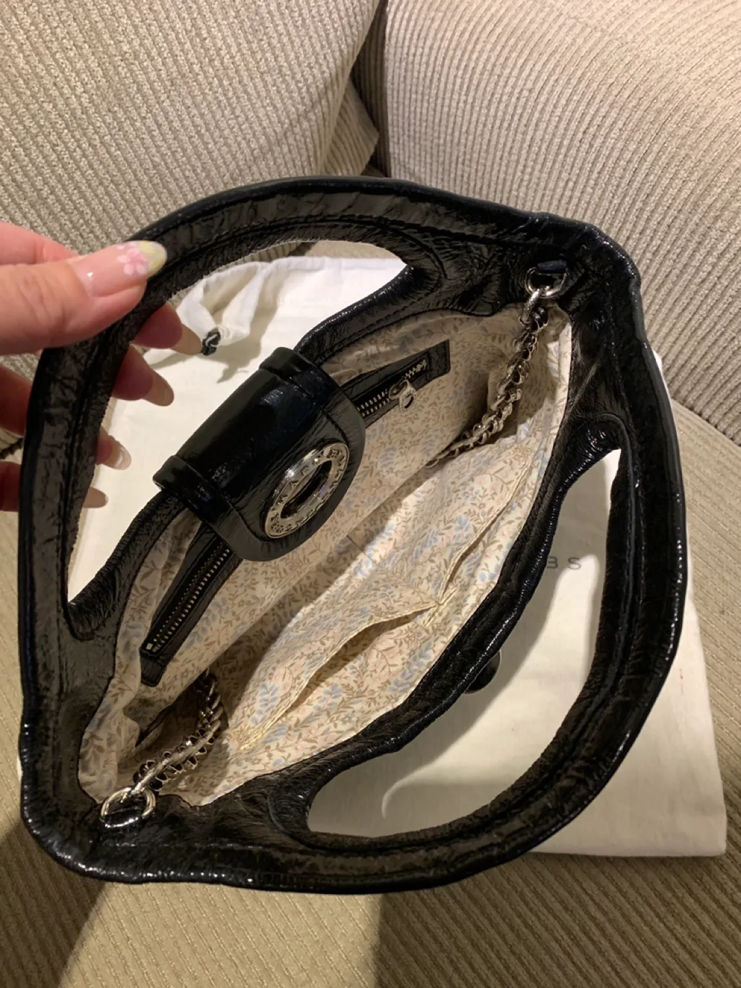 Marc by Marc Jacobs Black Patent Handbag image indicator(2)