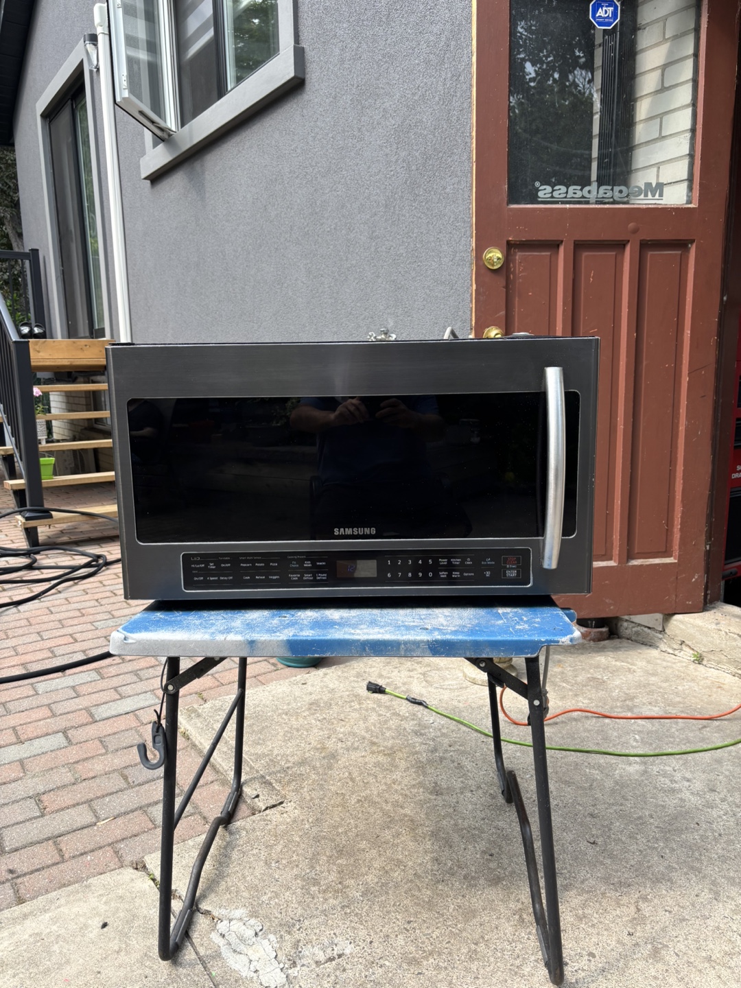 Samsung under the range microwave!