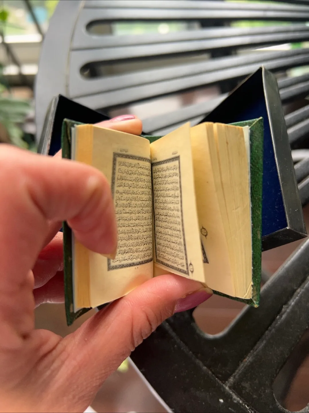 Antique Miniature Quran in Engraved Box image indicator(3)