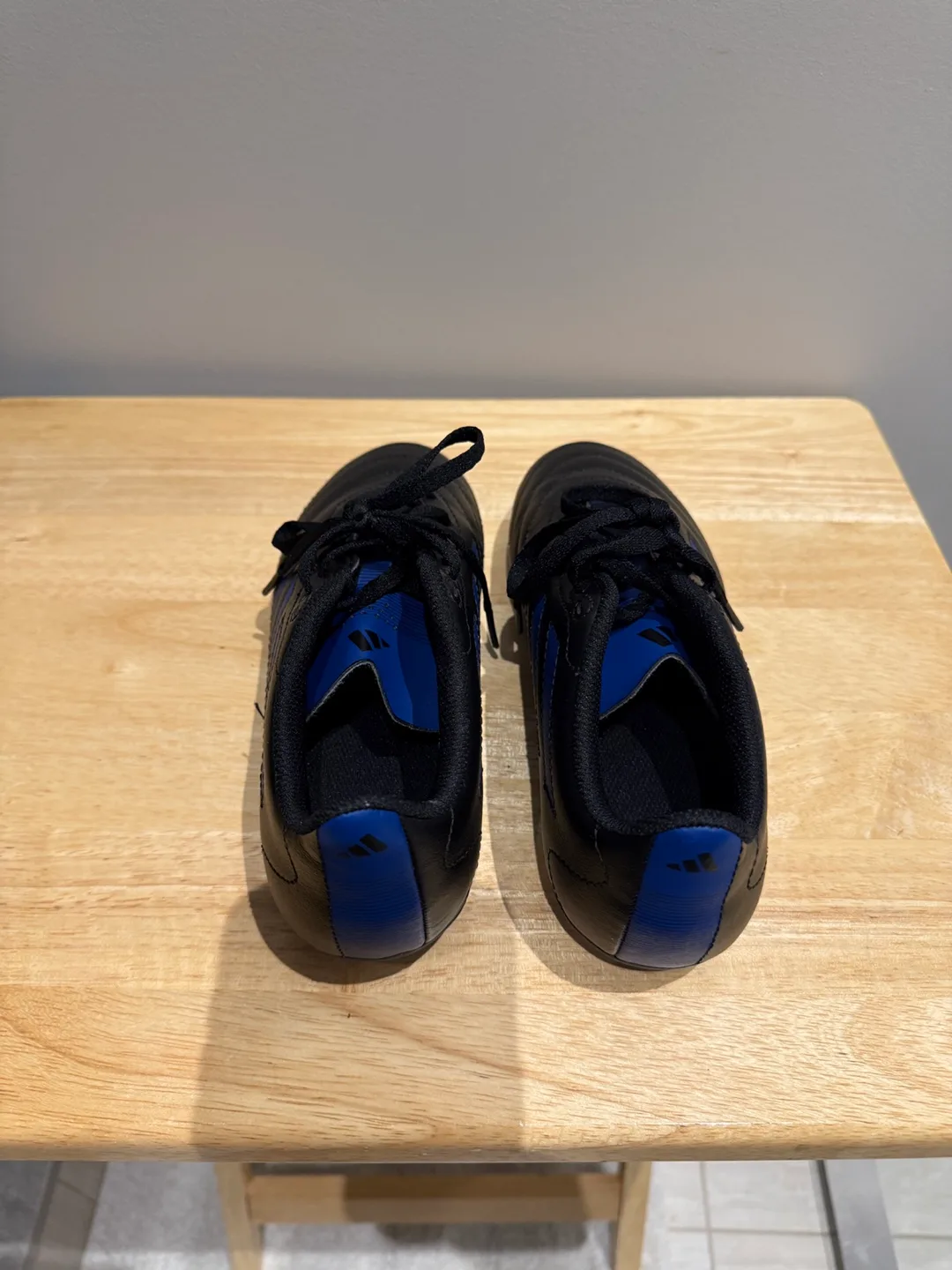 Adidas Soccer Cleats - Black and Blue Size 4 image indicator(3)