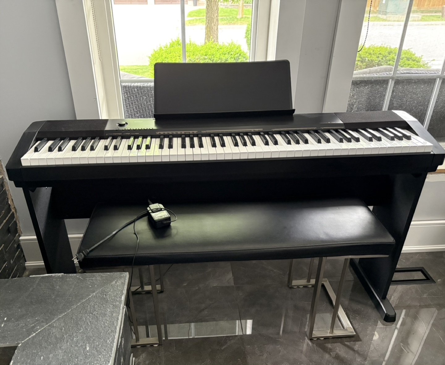 Digital piano Casio Cdp-130 with 88 weighted keys