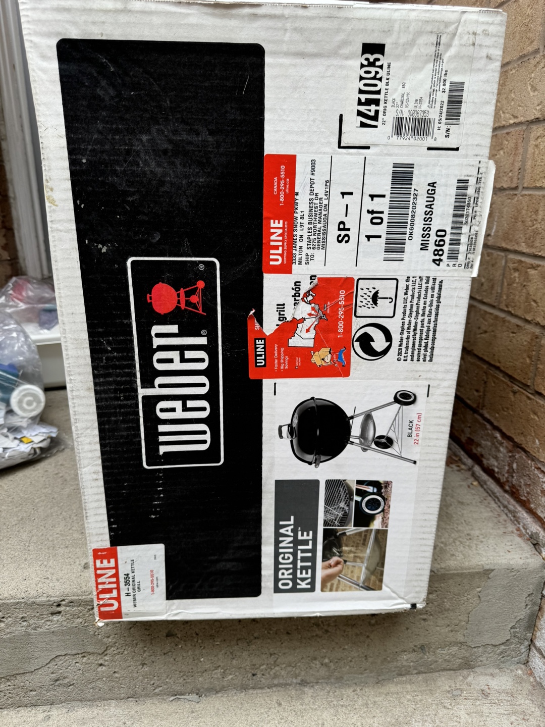 Kettle charcoal grill