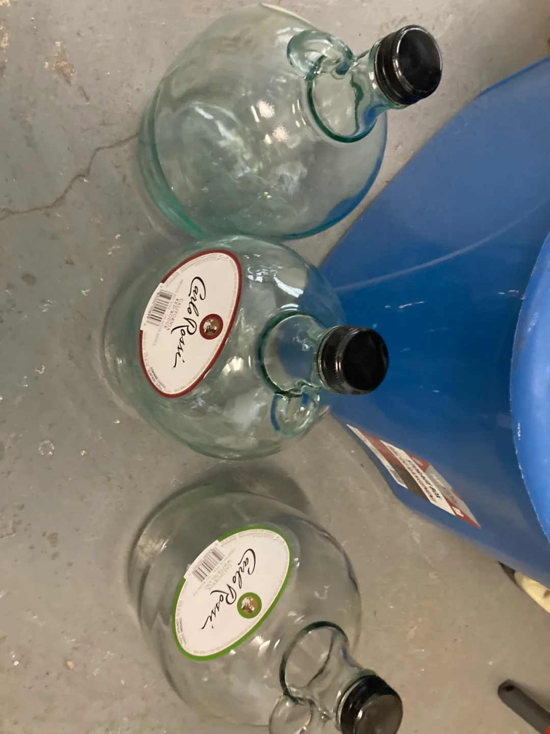 Carlo Rossi Wine jugs. 3 L. Each thumbnail