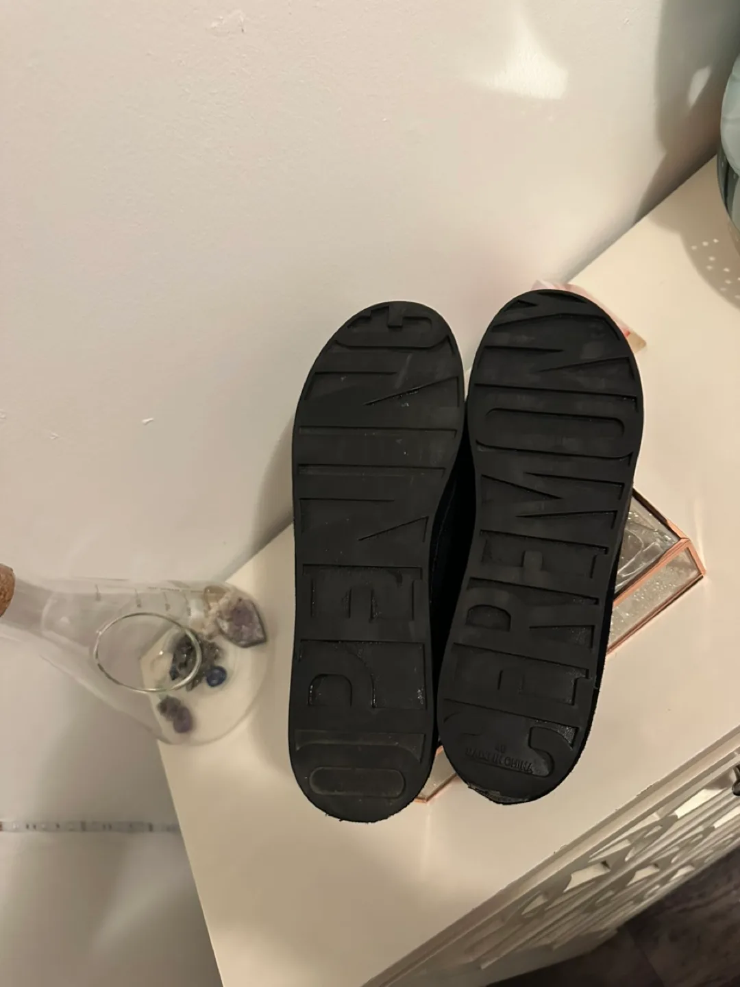 Black Sneakers image indicator(4)