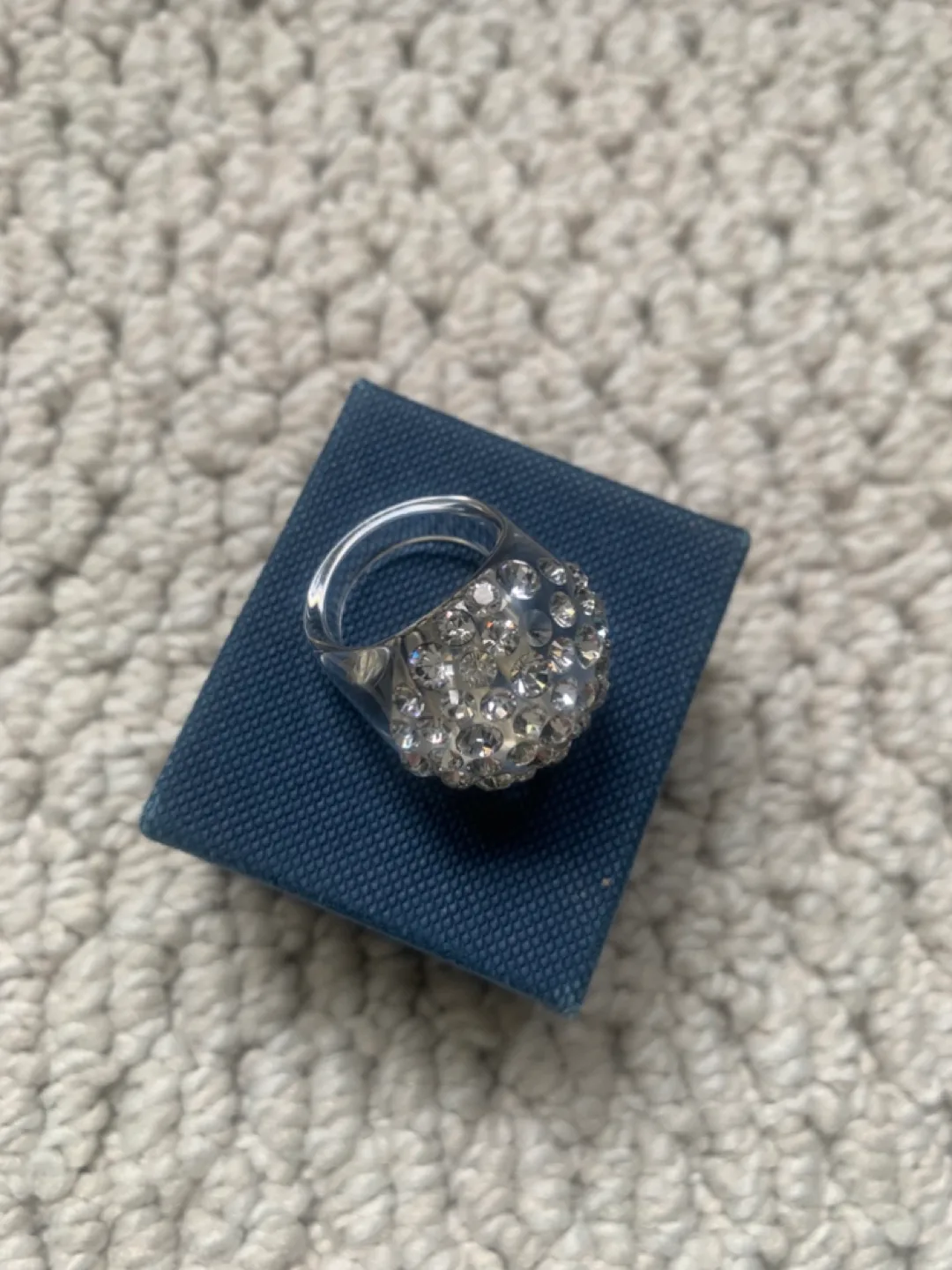 Sparkling statement ring image indicator(3)