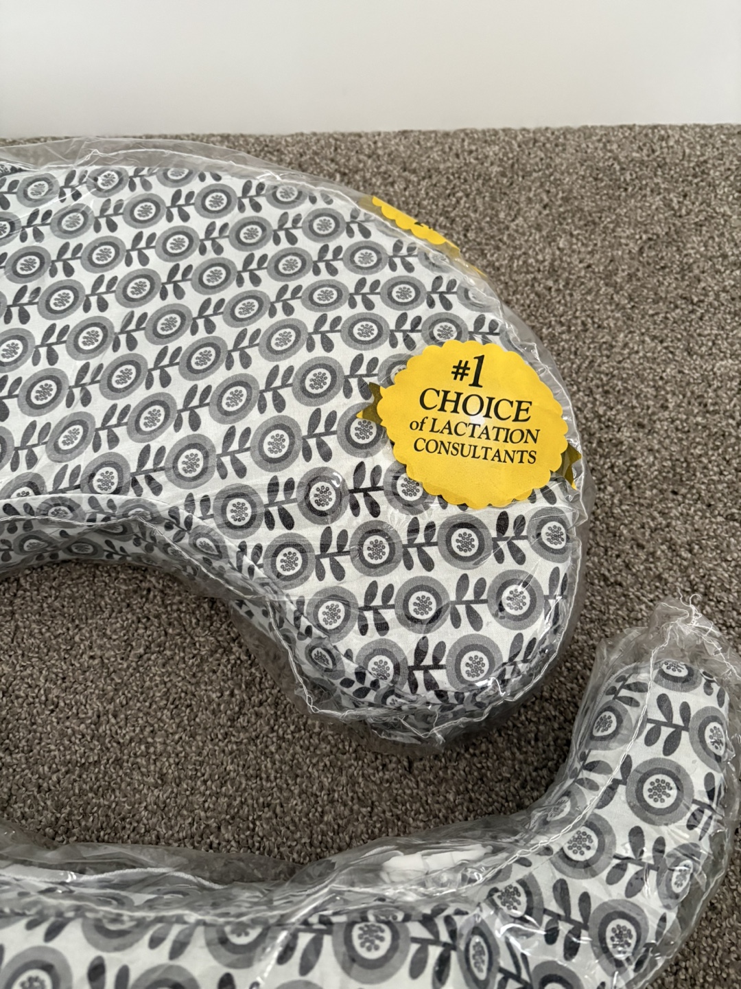 My Brest Friend Nursing Pillow - photo 3