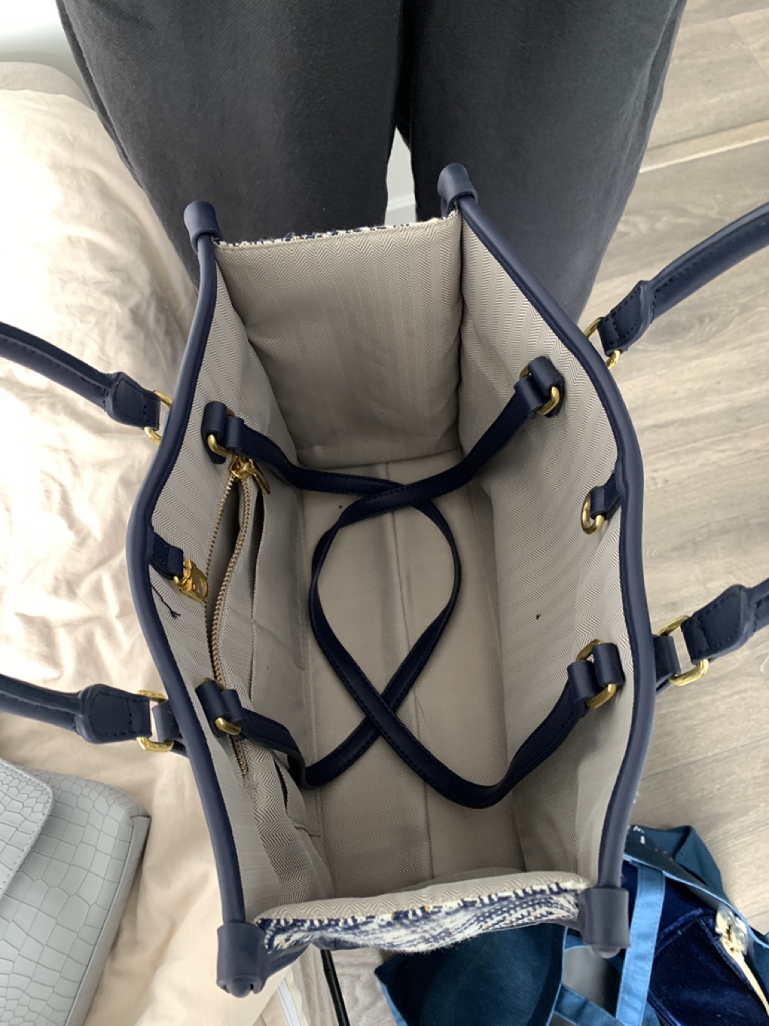 Elegant Tote Bag - photo 4