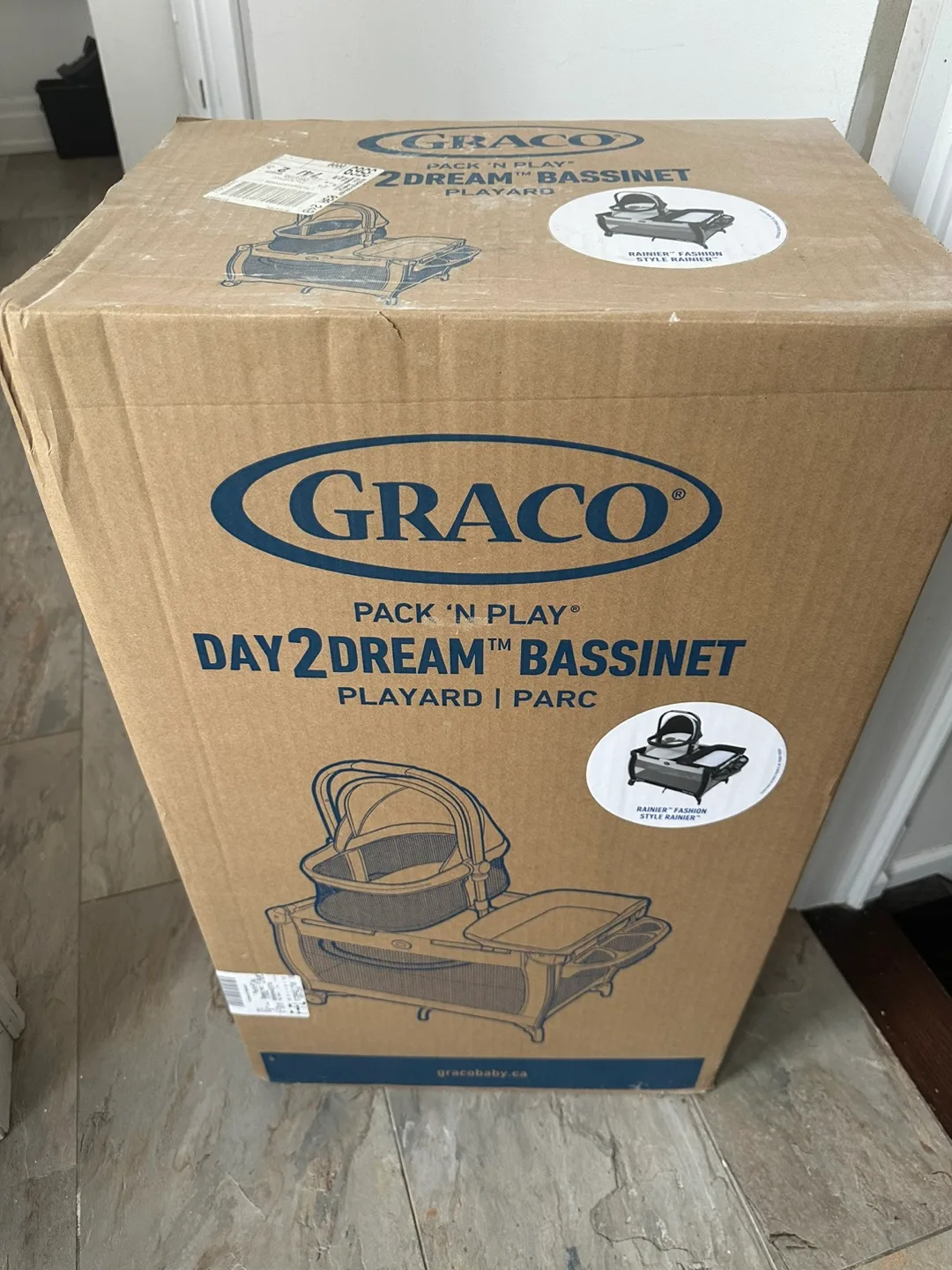 Graco Pack 'n Play Day2Dream Bassinet Play Yard thumbnail