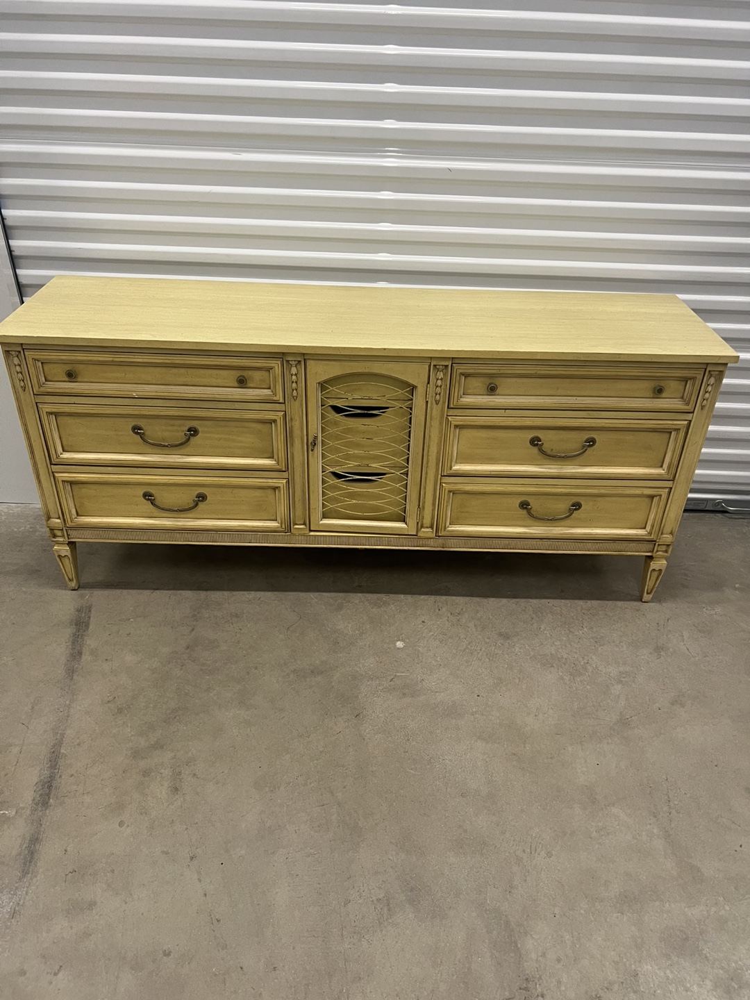 Wooden 9 drawers dresser - photo 5