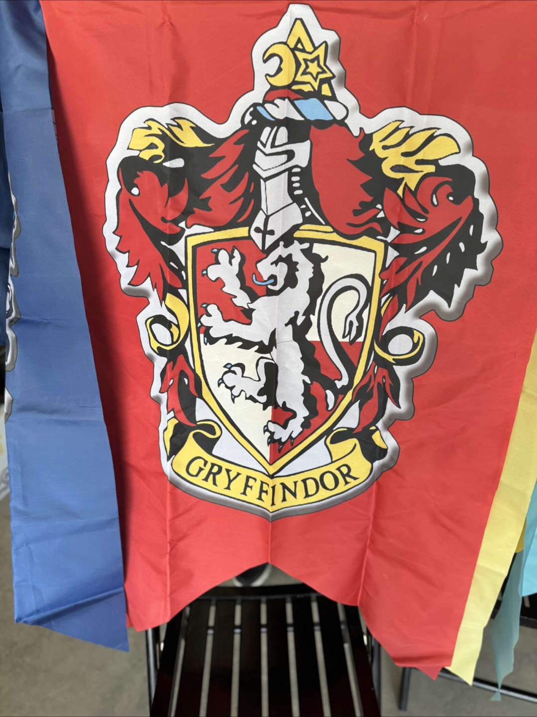Hogwarts House Banner & Accessories Bundle - photo 3