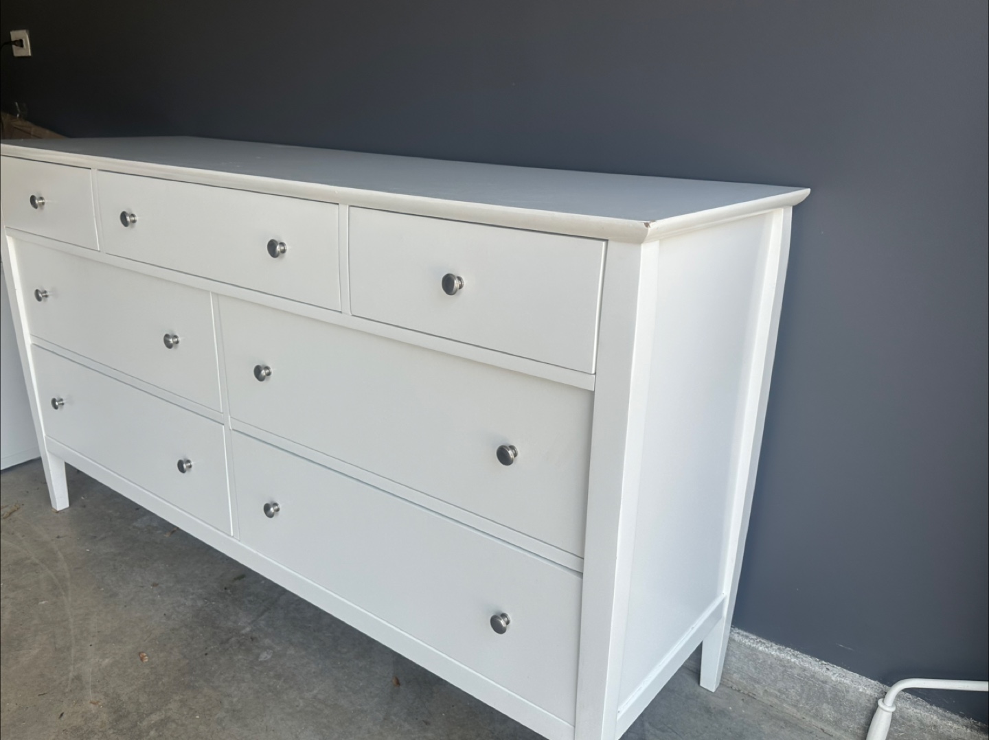 Crate & Barrel Mason 64" White 7-Drawer Dresser - photo 5
