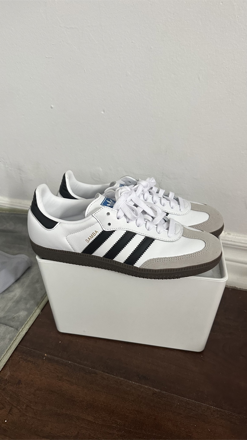 Adidas Samba Sneakers