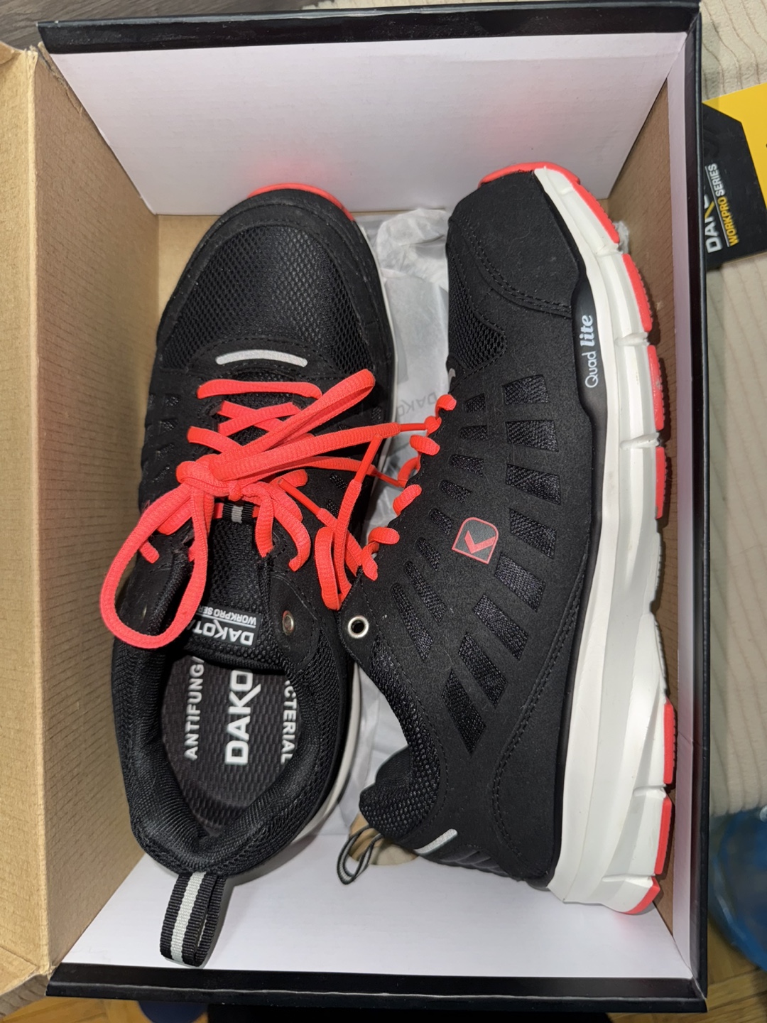 Dakota WorkPro Series safety shoes