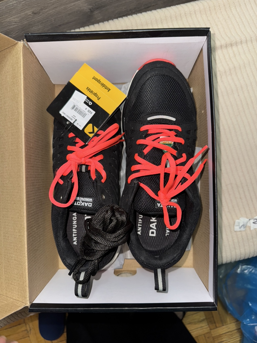 Dakota WorkPro Series safety shoes - photo 4