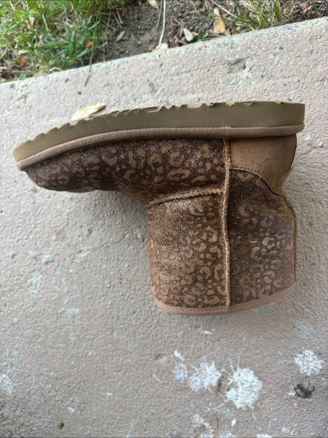 Ugg Leopard Print Boots image indicator(2)