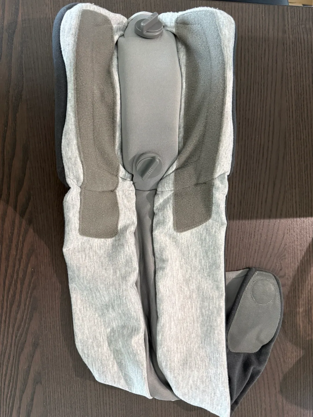 trtl Pillow Plus travel neck pillow - mint condition image indicator(4)