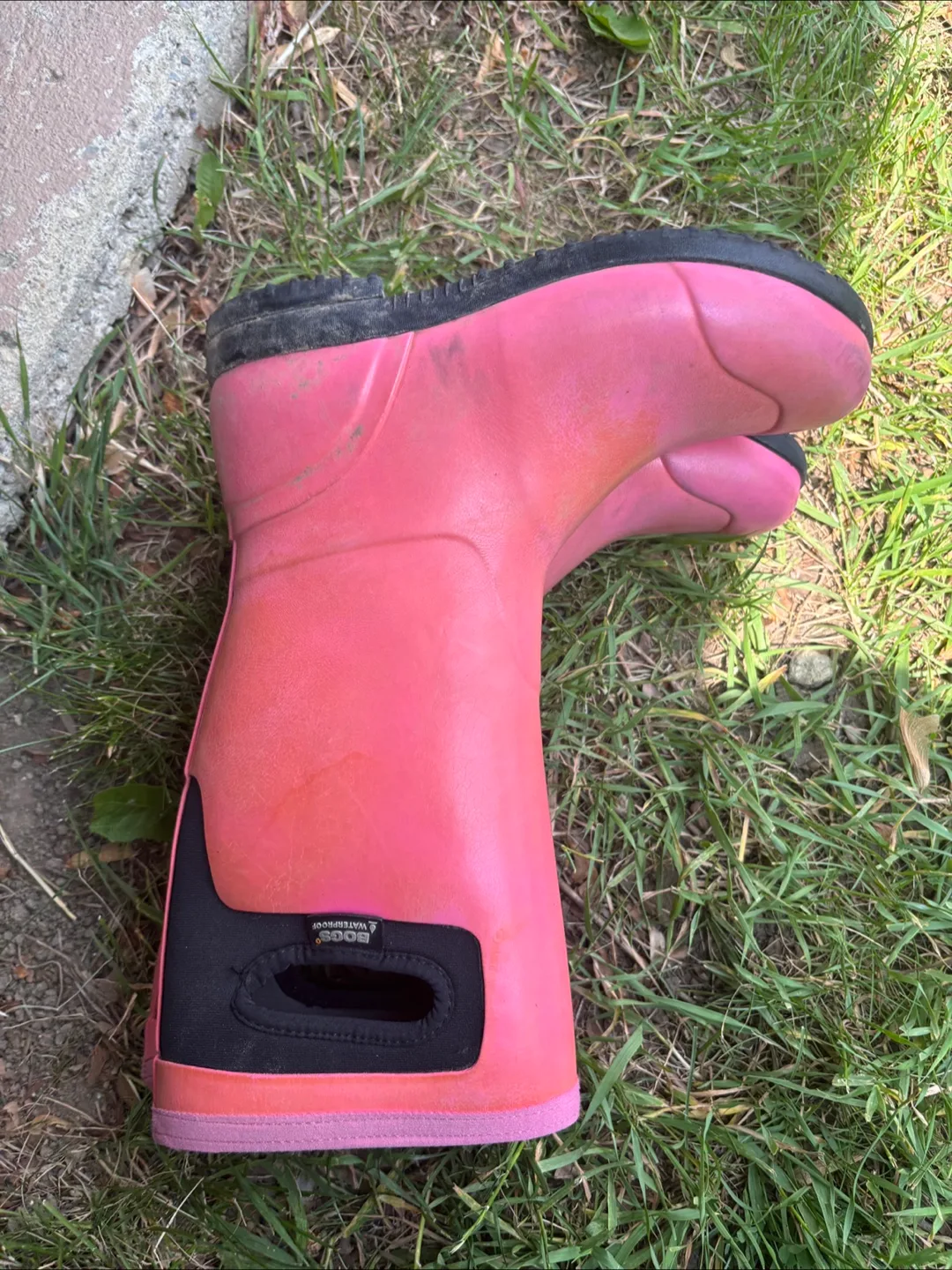 Pink Bogs Waterproof Boots image indicator(2)