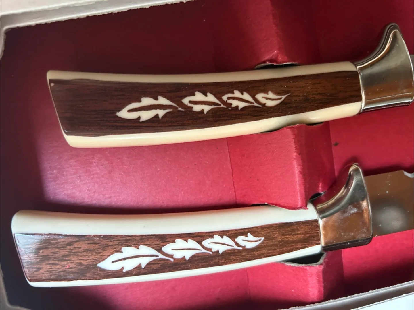 19 piece Sheffield English serving &  Knife Set image indicator(3)