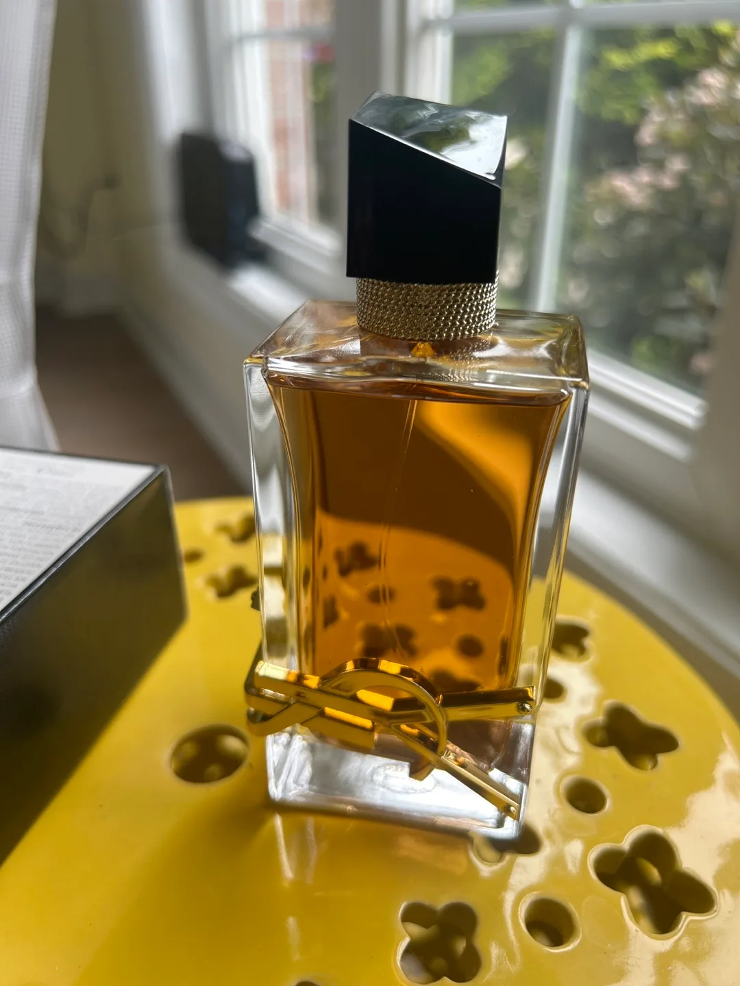 YSL Libre Flowers & Flames Women’s Perfume image indicator(3)