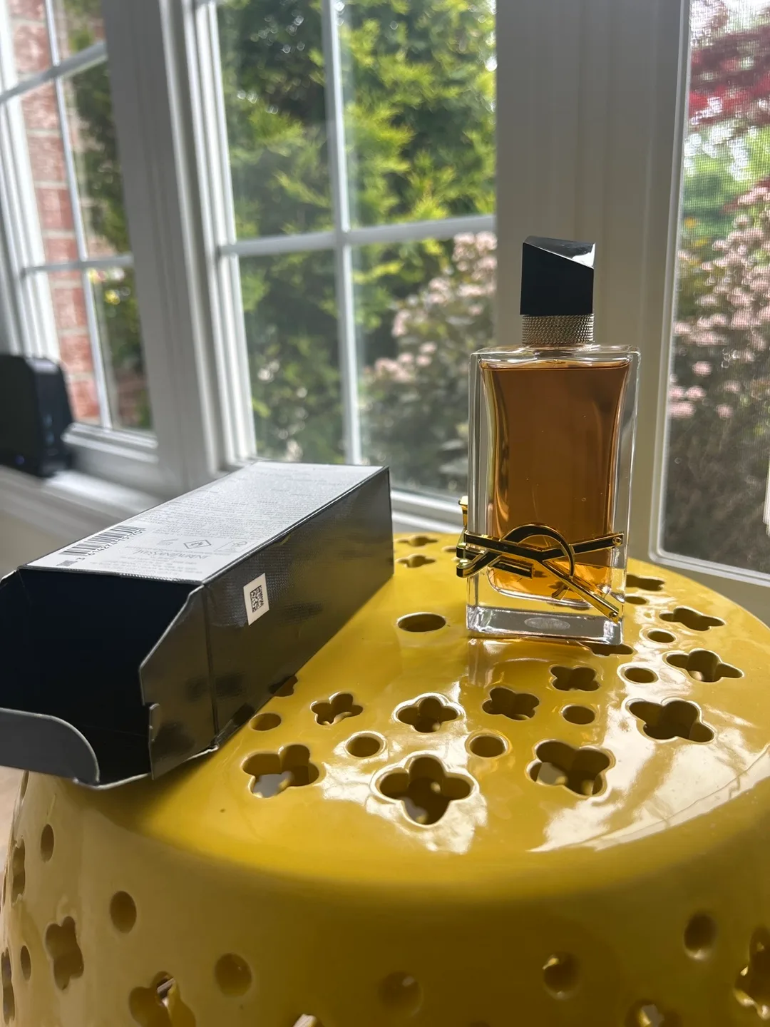 YSL Libre Flowers & Flames Women’s Perfume image indicator(4)