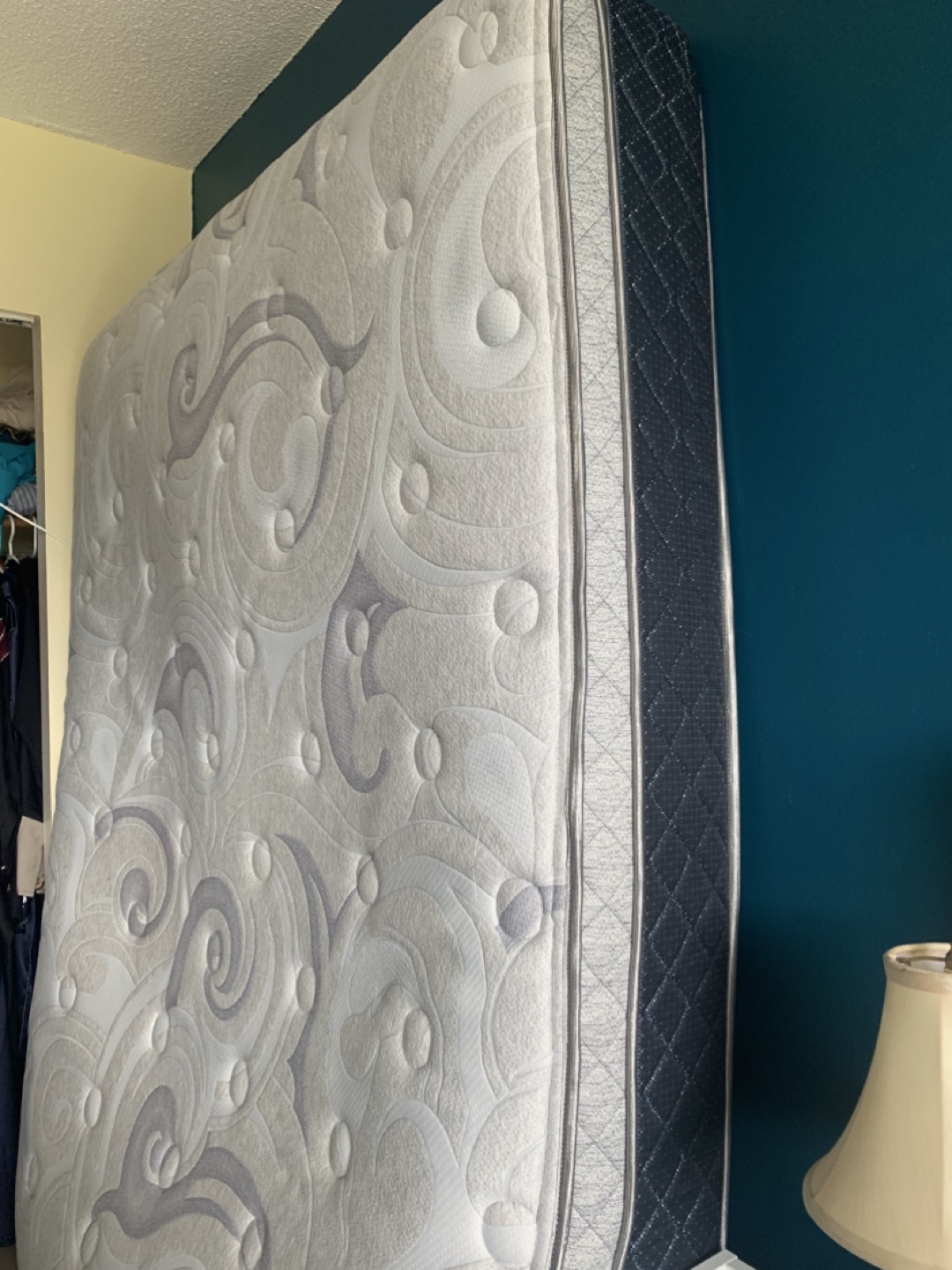The brick Queen Size Mattress