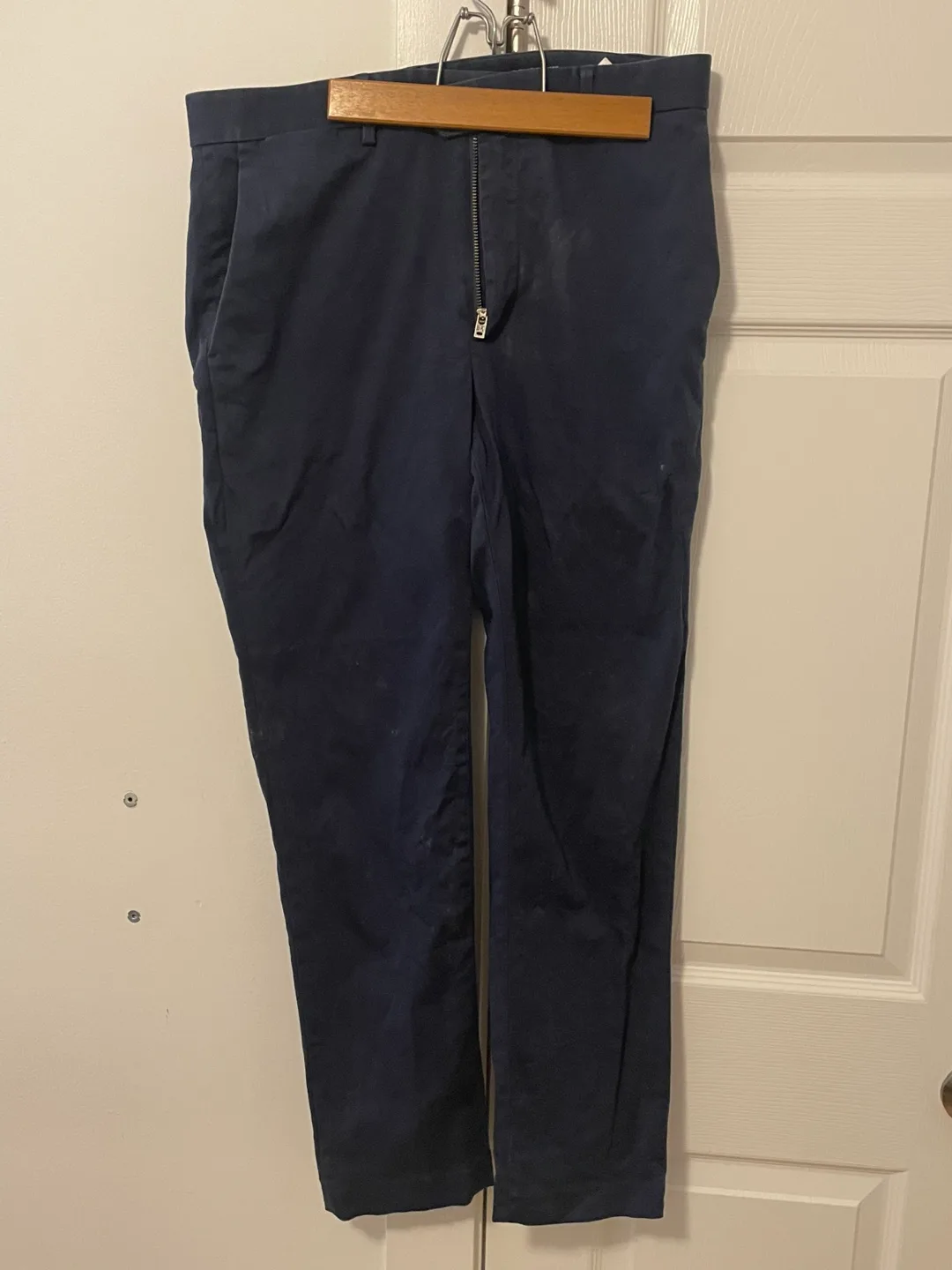 Banana Republic Traveller Slim Fit Pants - 32” image indicator(3)
