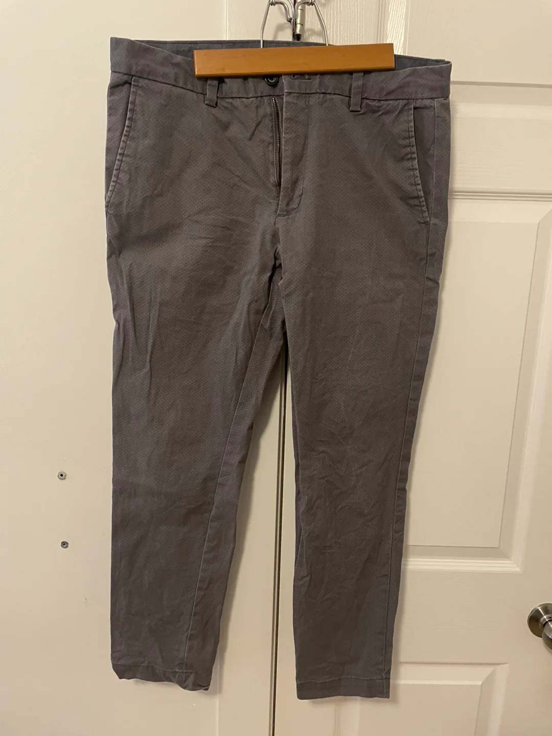 Banana Republic Fulton Skinny Chino Pants 32x30 image indicator(3)