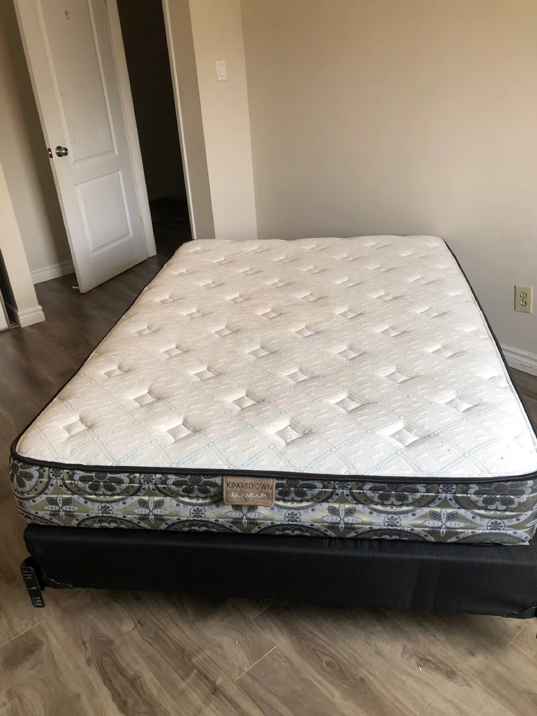 Kingsdown Queen Mattress thumbnail