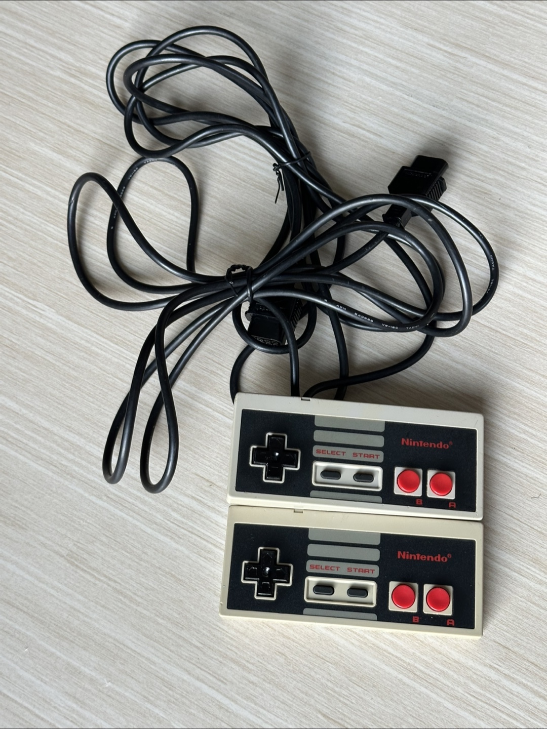 Original NES Controllers – Set of 2