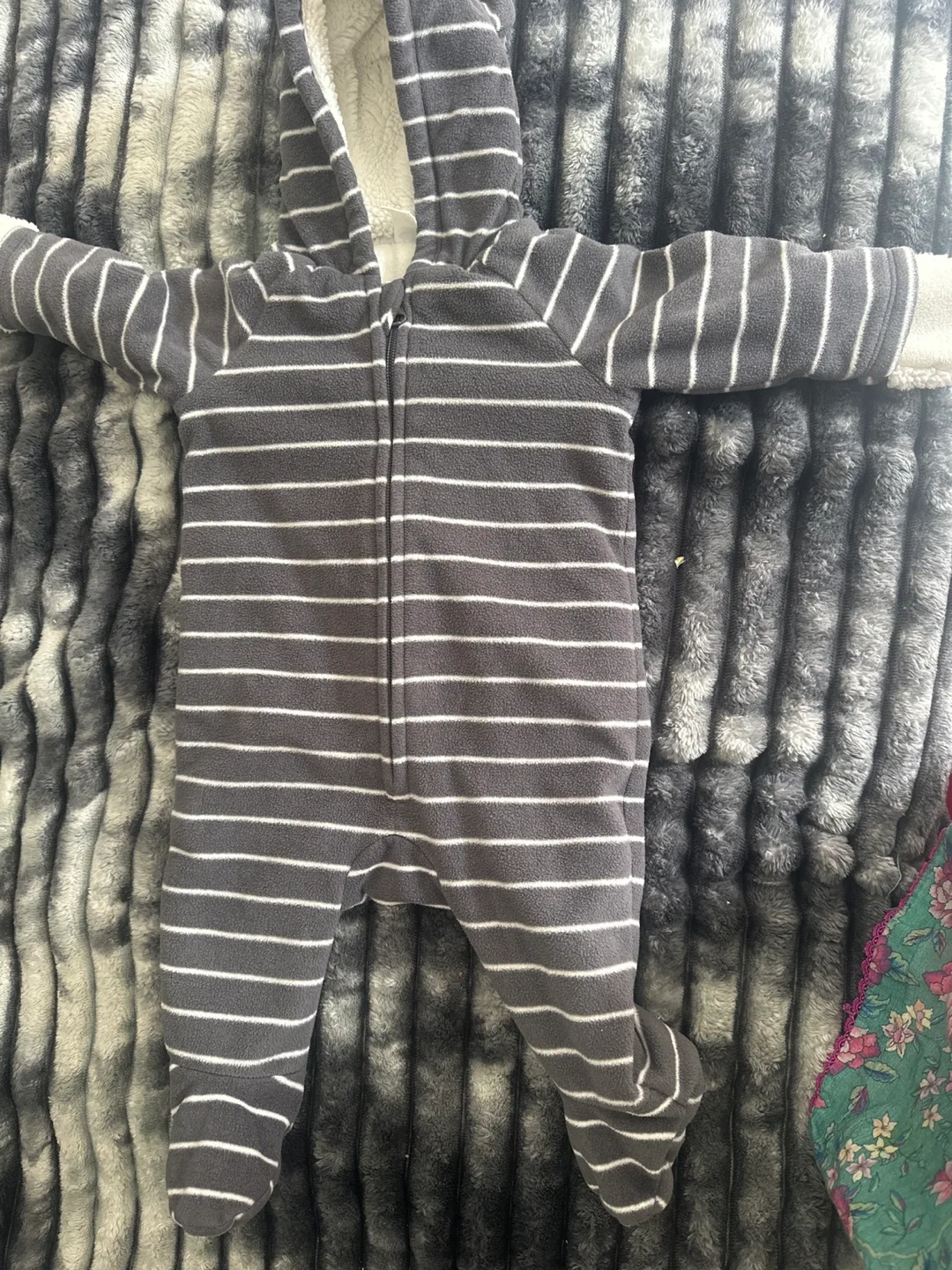 Old Navy Striped Baby Sleeper thumbnail