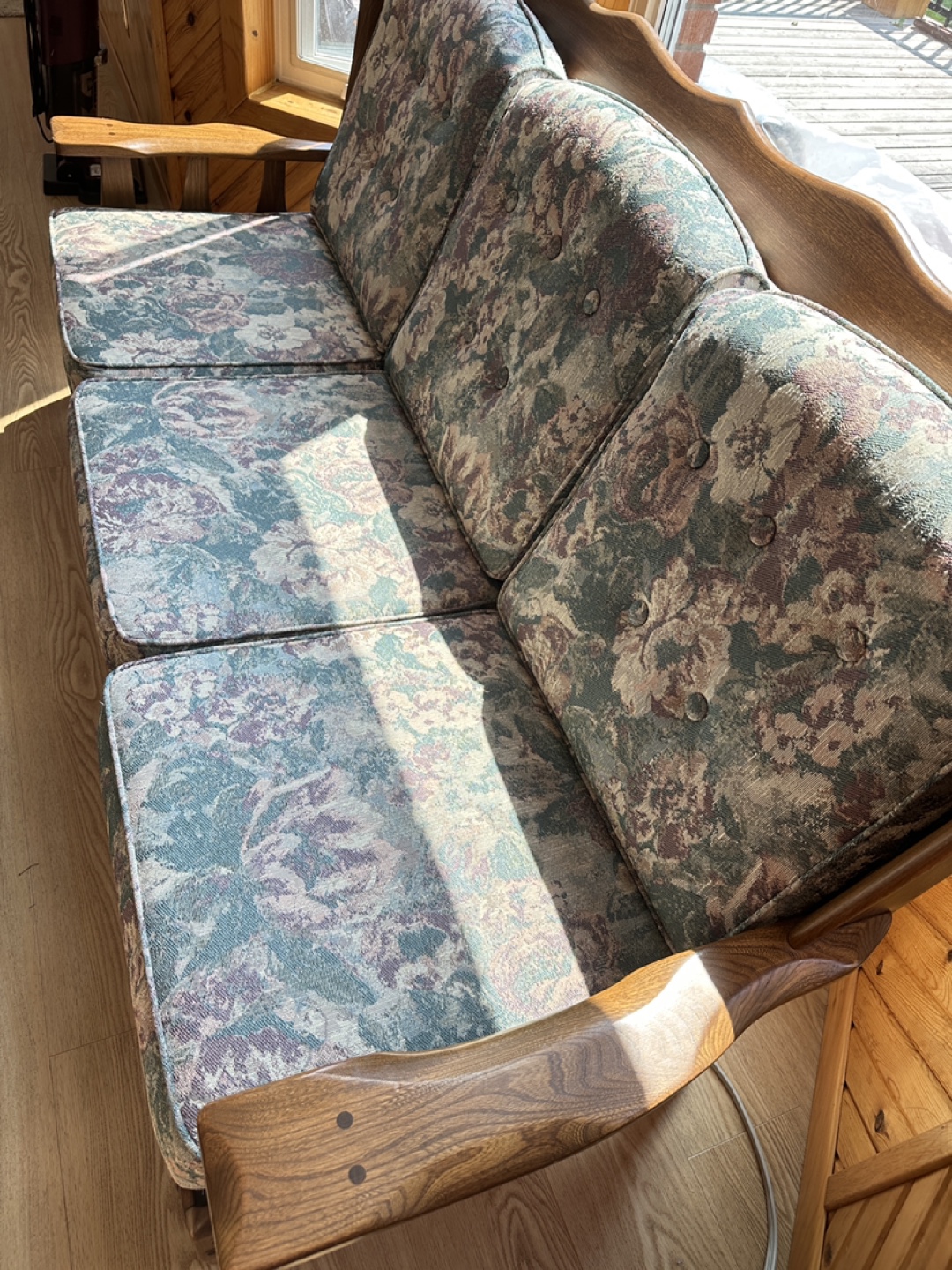 Vintage Solid Wood Sofa Set & Table (CAN DELIVER) - photo 4