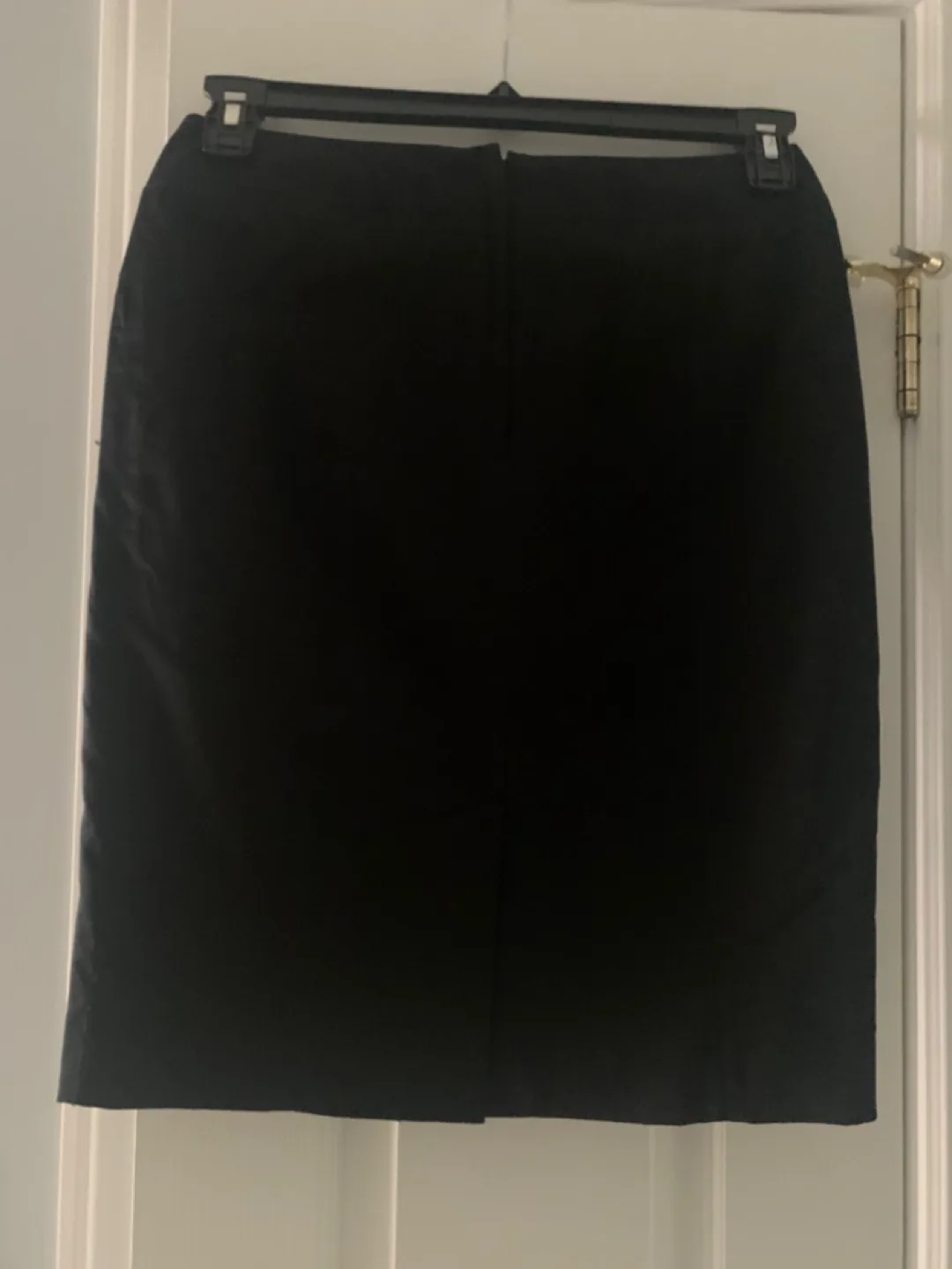 RW&CO. Black Pencil Skirt image indicator(2)