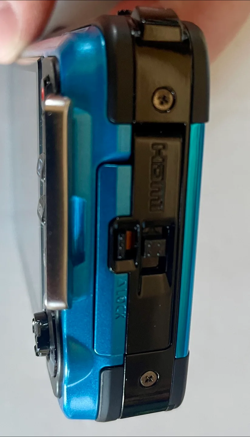 Olympus Tough TG-620 12MP Digital Camera image indicator(5)