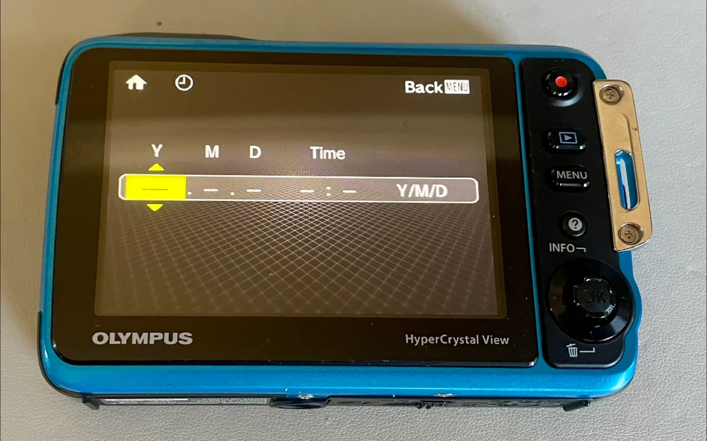 Olympus Tough TG-620 12MP Digital Camera image indicator(2)