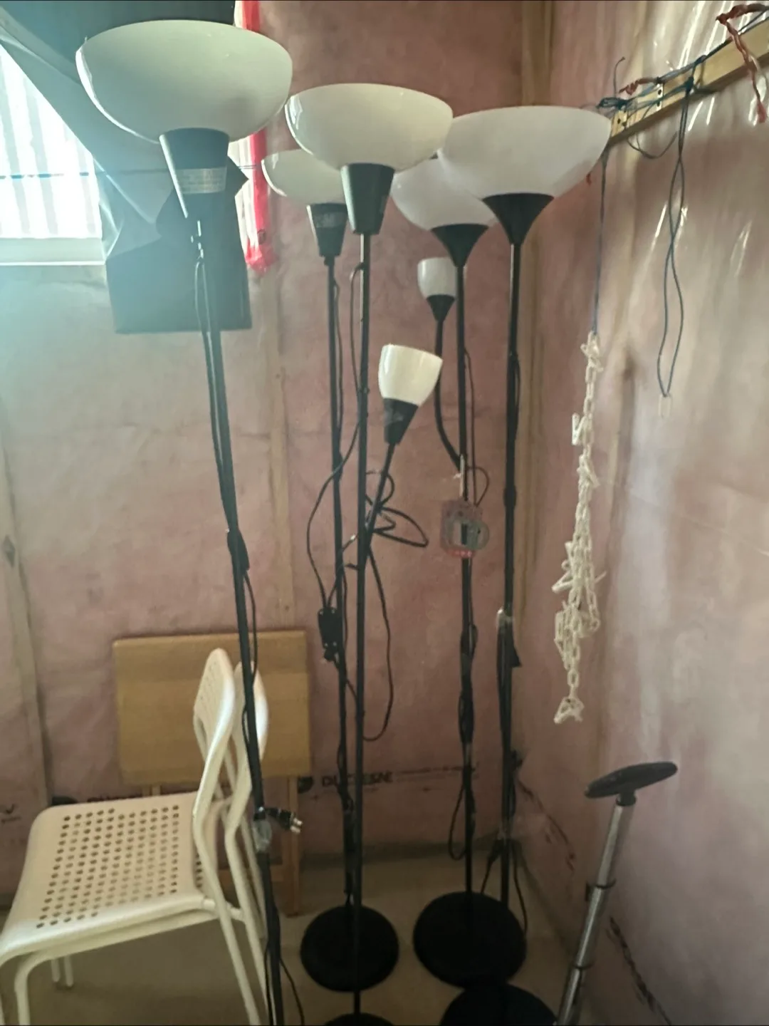 Floor Lamps thumbnail