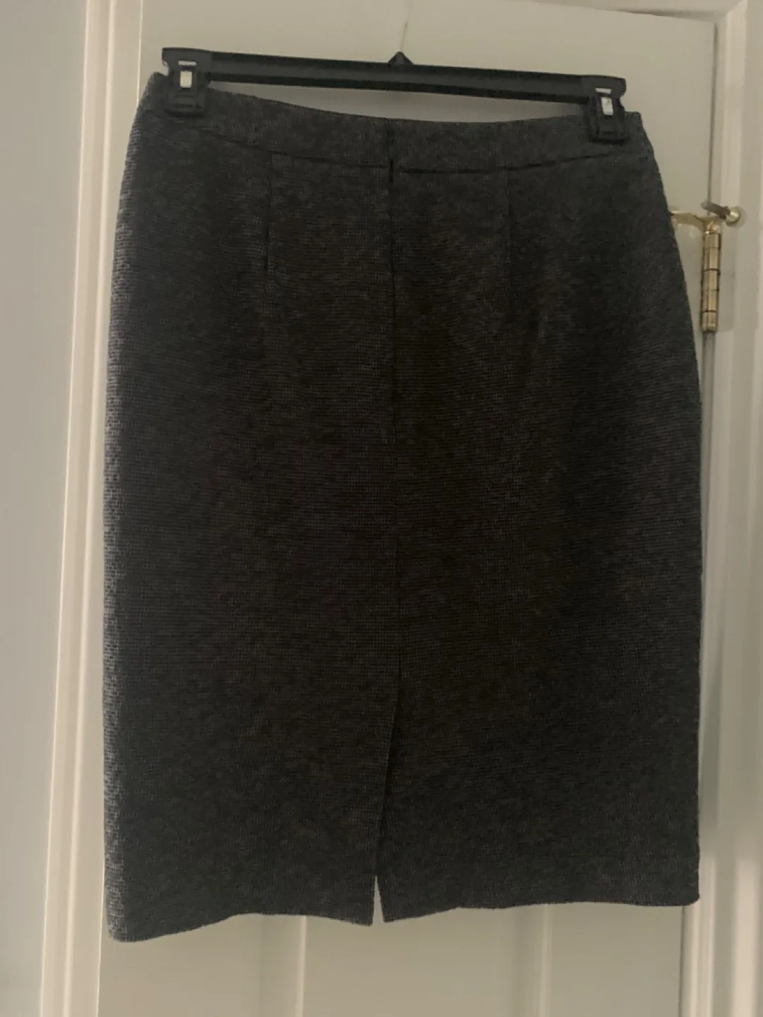 Ann Taylor Pencil Skirt image indicator(3)