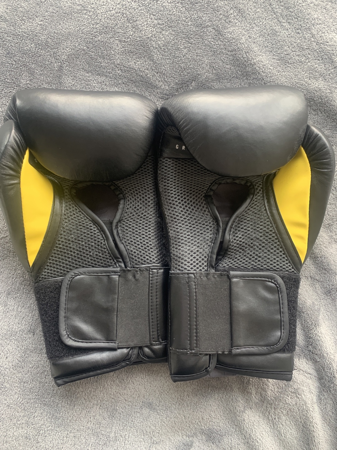 Everlast Boxing Gloves 16oz - photo 2