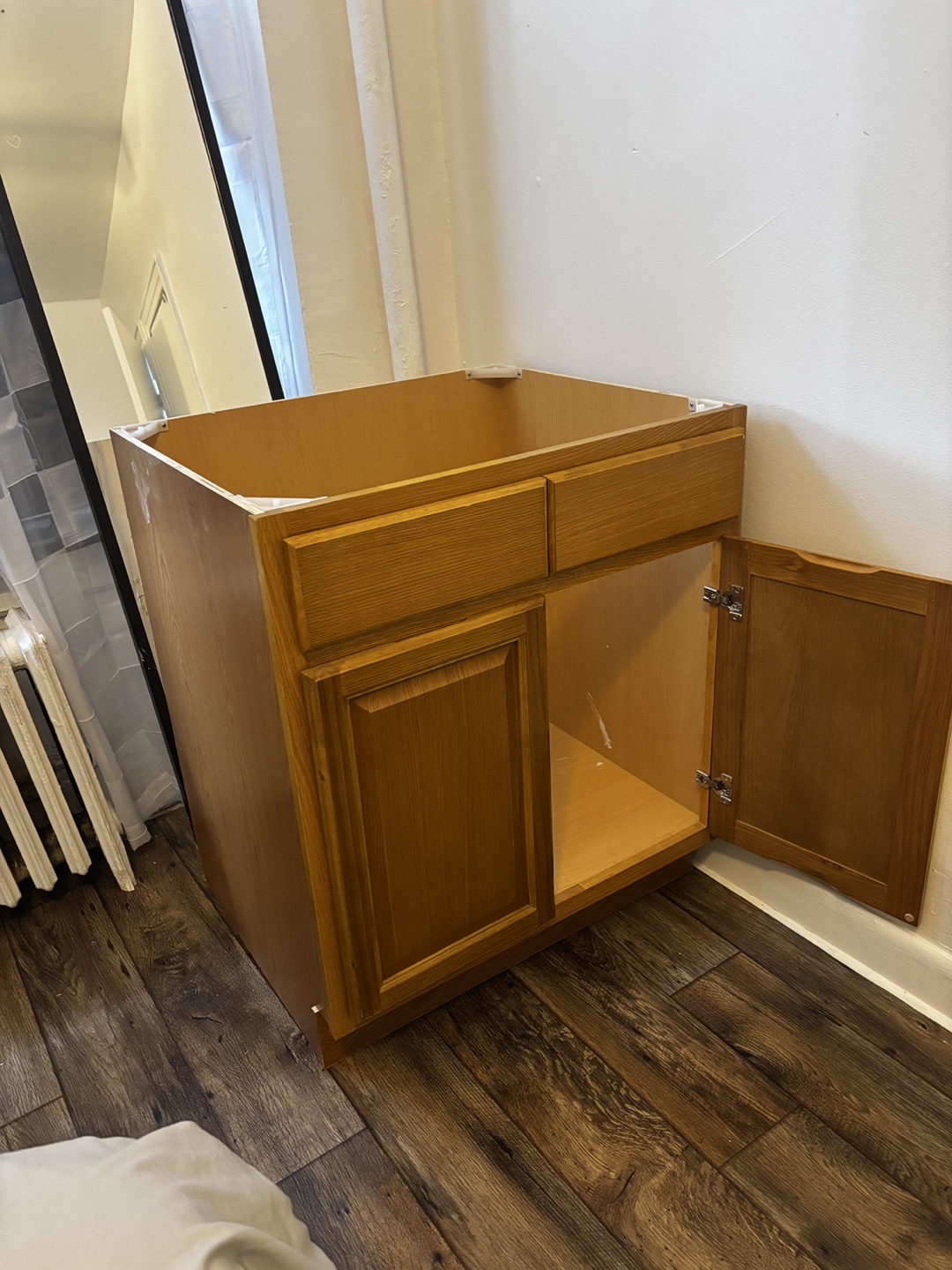 NEW Wooden Kitchen Sink Cabinet / Brand New - photo 5