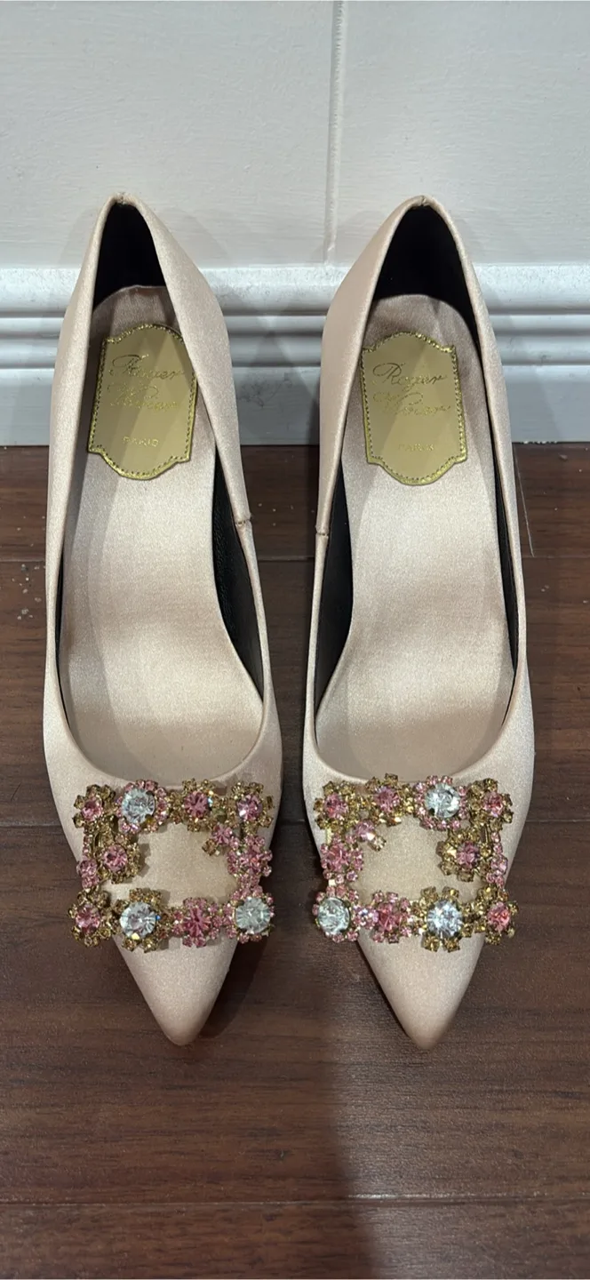 Roger Vivier Satin Heels thumbnail