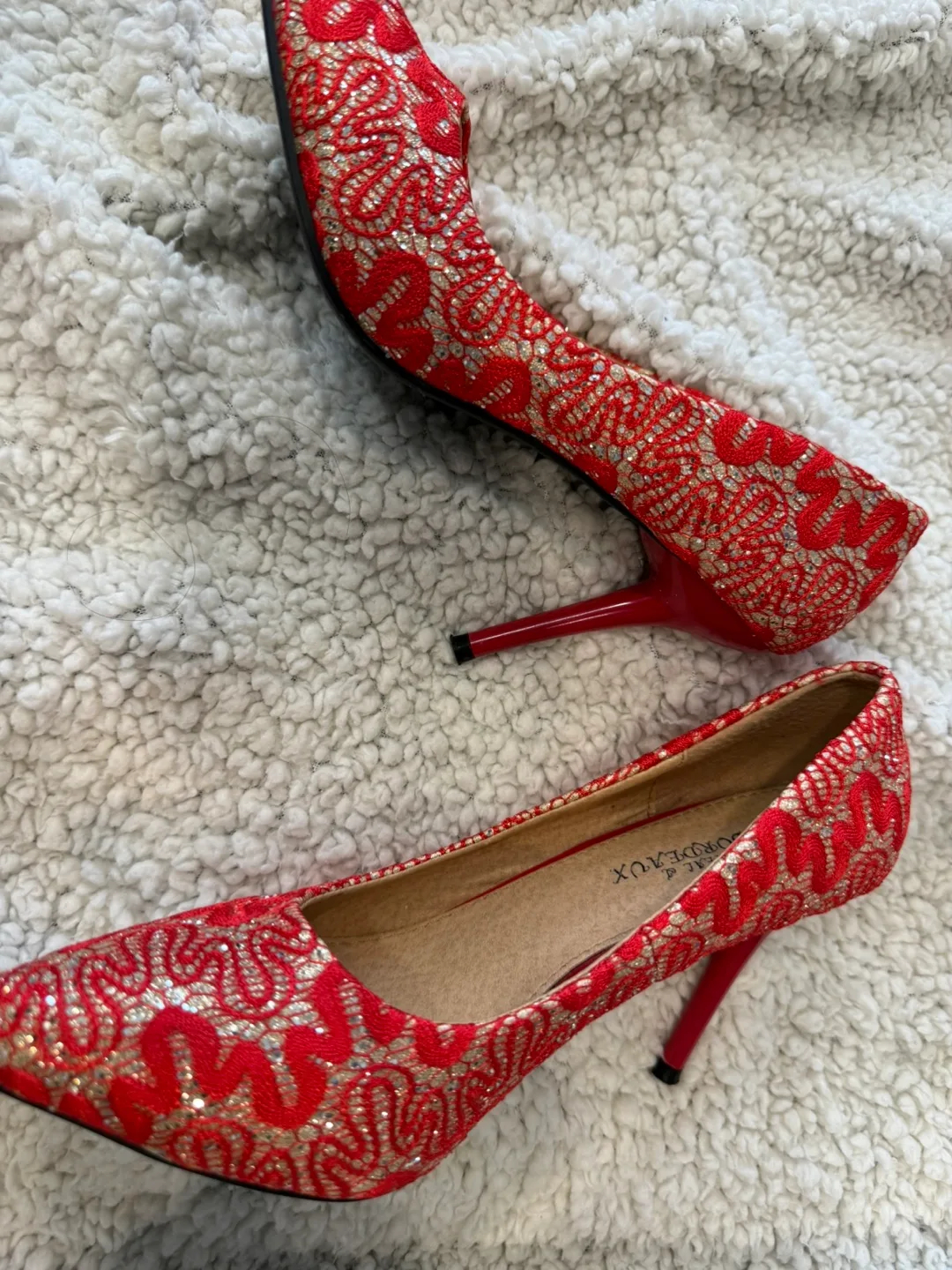 Red Patterned High Heels image indicator(3)