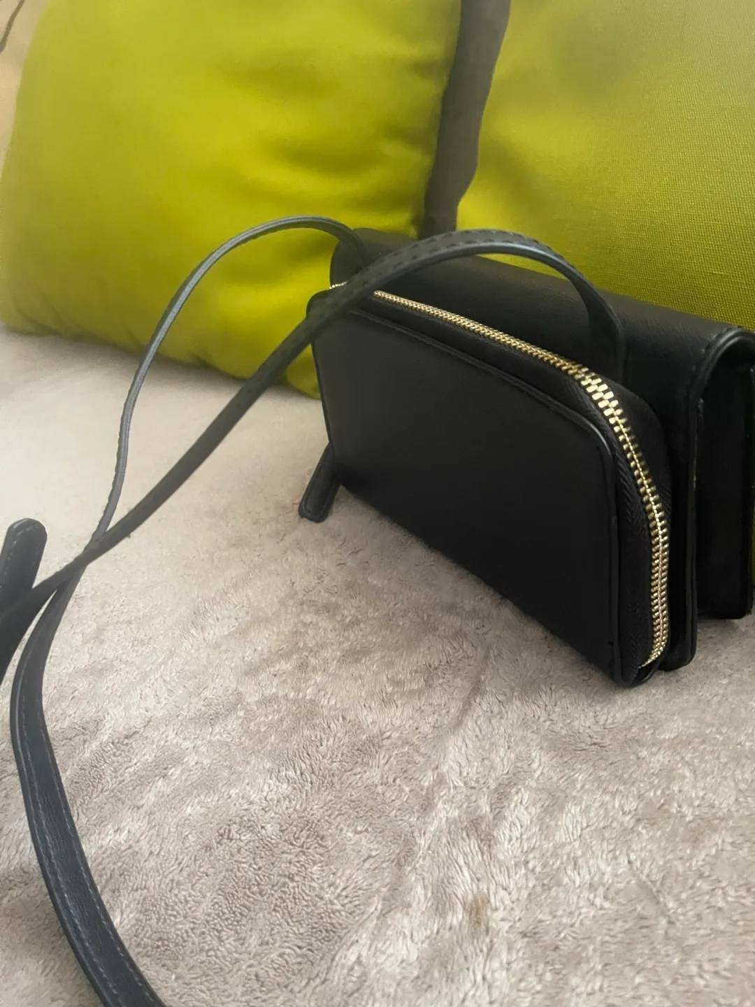 Nine West Crossbody Bag image indicator(2)