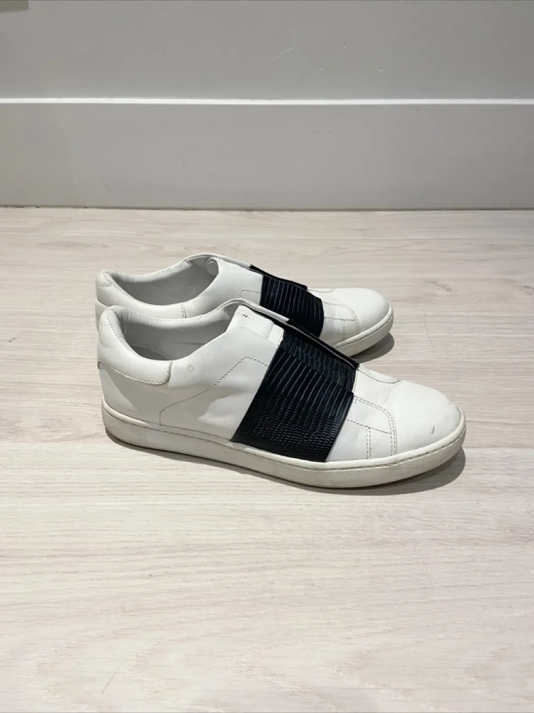 Women’s Vince Slip-On Sneakers thumbnail