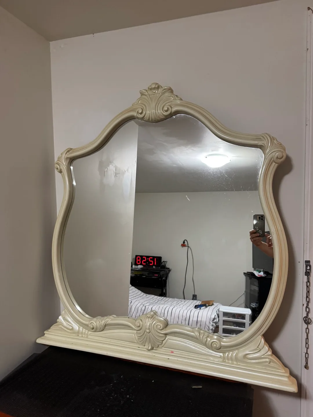 Vintage Vanity Mirror thumbnail