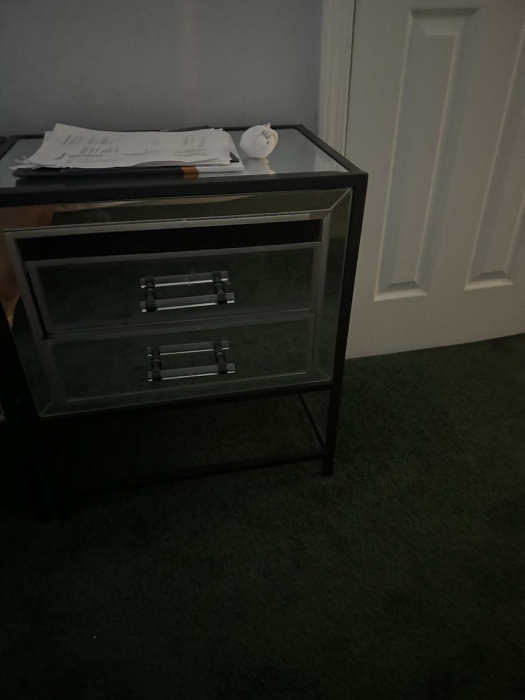 Two Mirrored Nightstands - photo 2